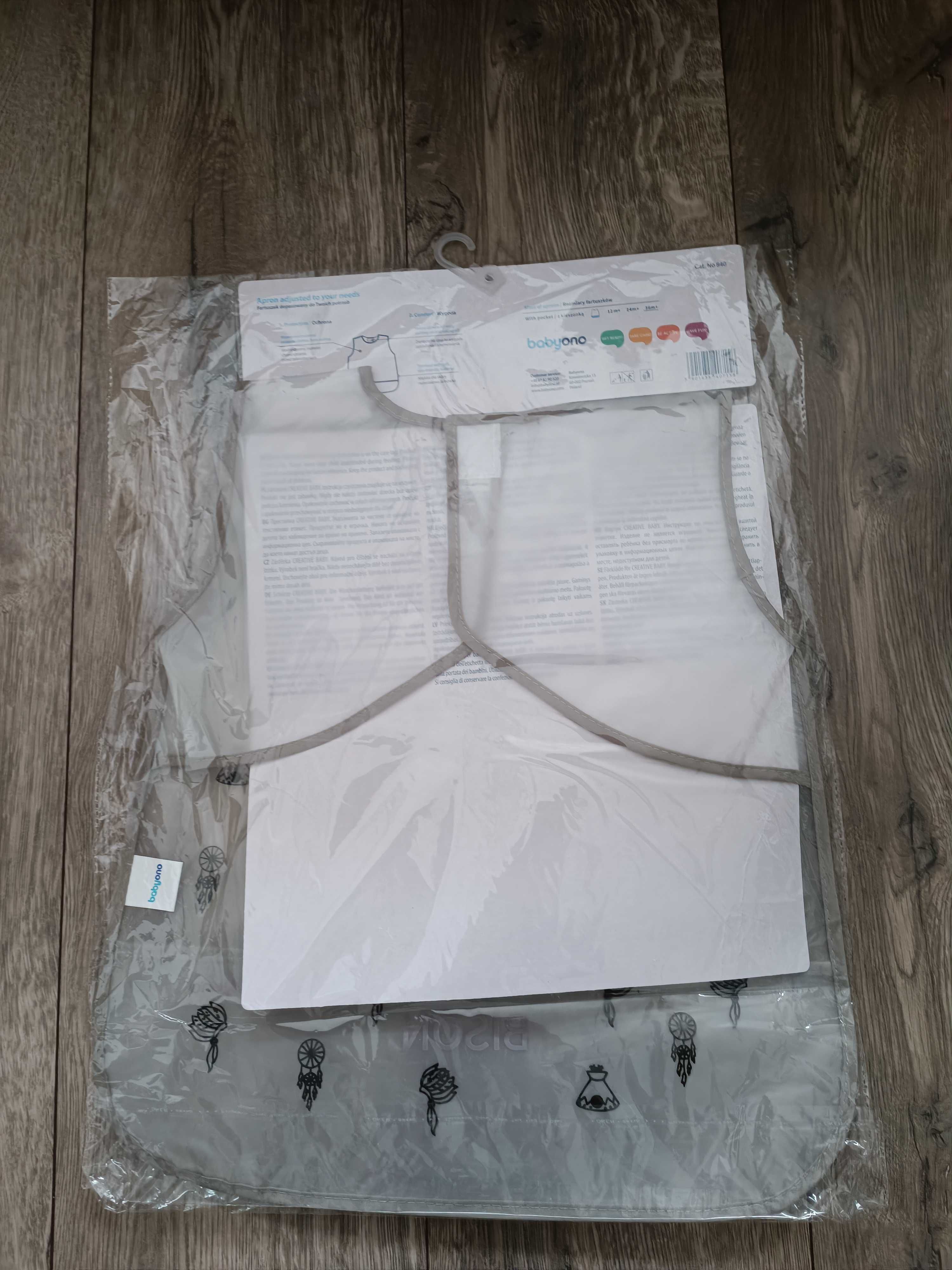 Nowy śliniak fartuszek Babyono dla dziecka. Wodoodporny