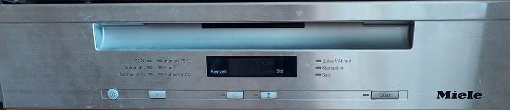 продам посудомийну машину Miele G 6100 i