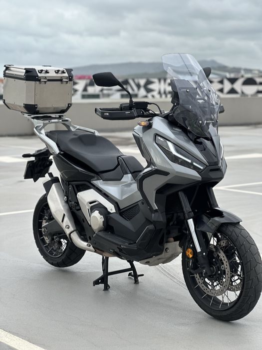 HONDA X-ADV 750 - Como Nova, C/ Topcase!