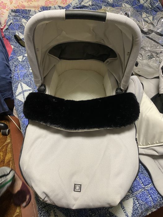 візочок Moon, 2 в 1 (люлька і прогулянковий блок), Німеччина