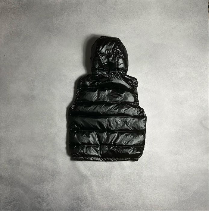 Жилетка Moncler Bormes