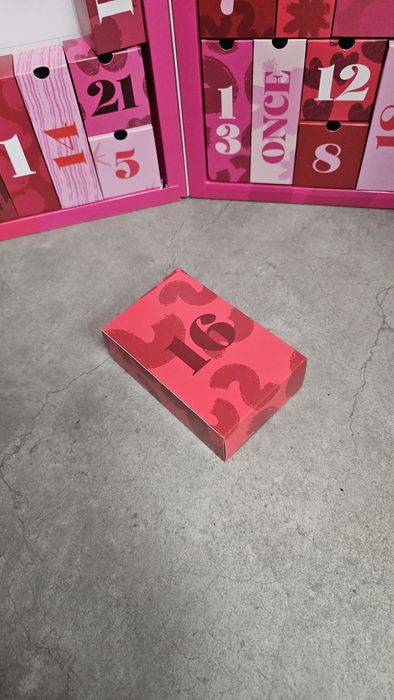 Puste pudełko po kalendarzu adwentowym Perfume's