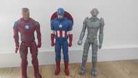 Trzy figurki 30 cm avengers