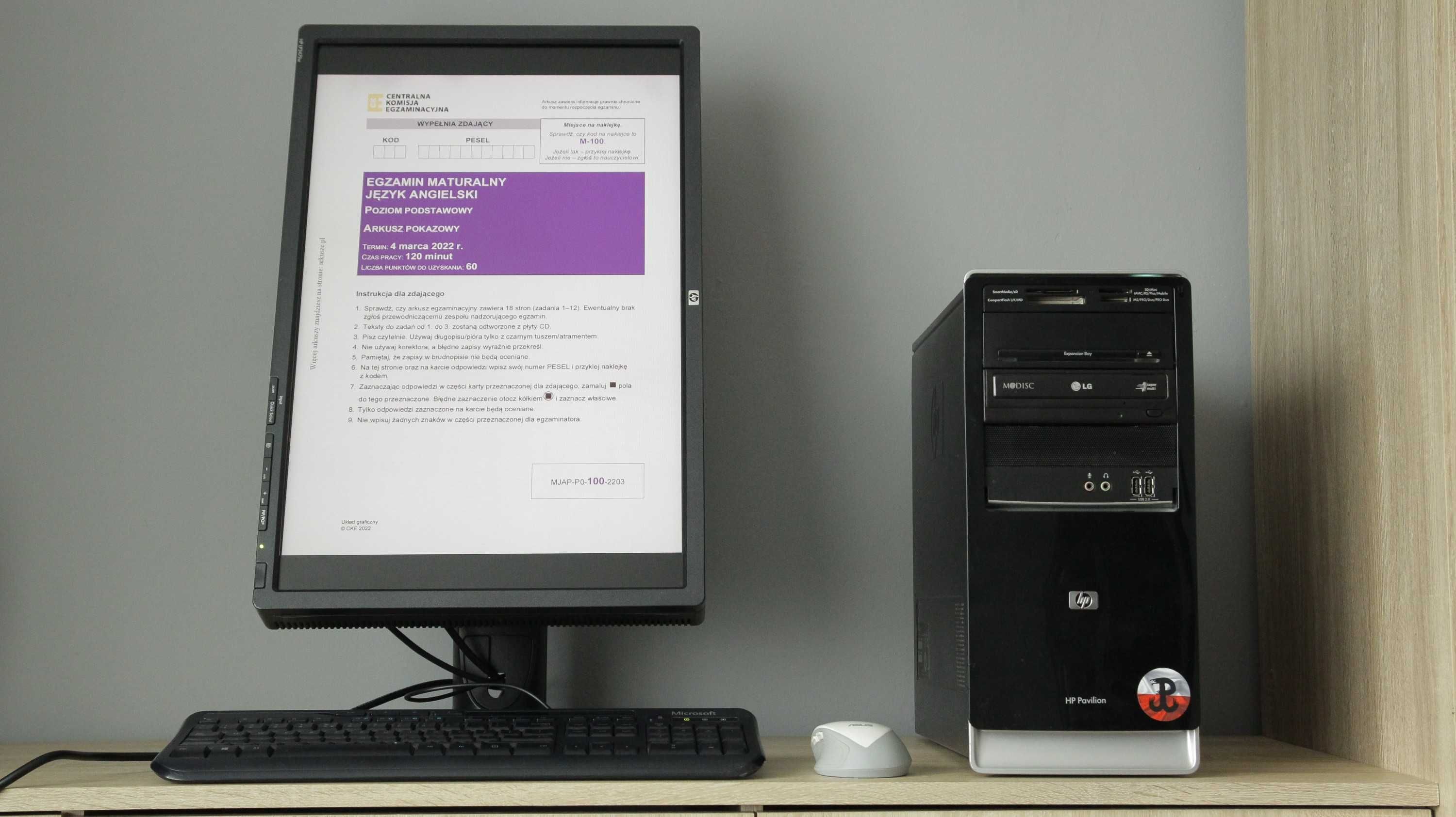 Komputer HP Pavilion E8400/GT710/8GB/WiFi/SSD240GB/Win10 +monitor  24"