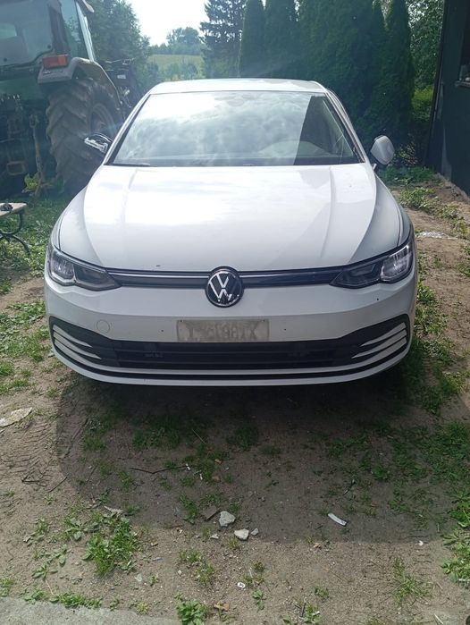 Volkswagen Golf 8 2.0l diesel z 2020 roku automat