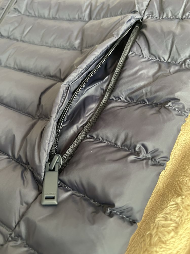Безрукавка Calvin Klein оригінал!