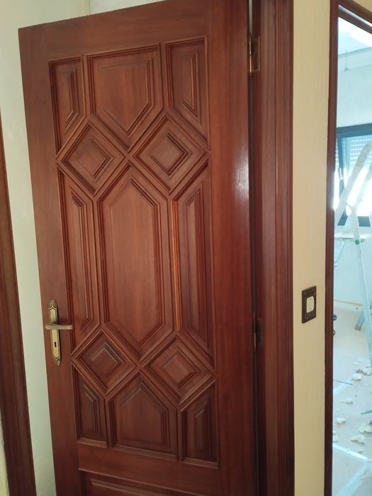 Portas em madeira de quarto