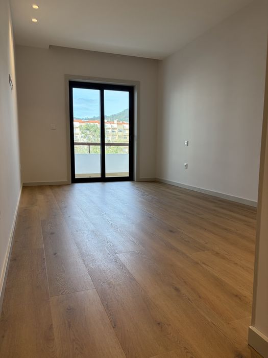 Apartamento T3 Como Novo