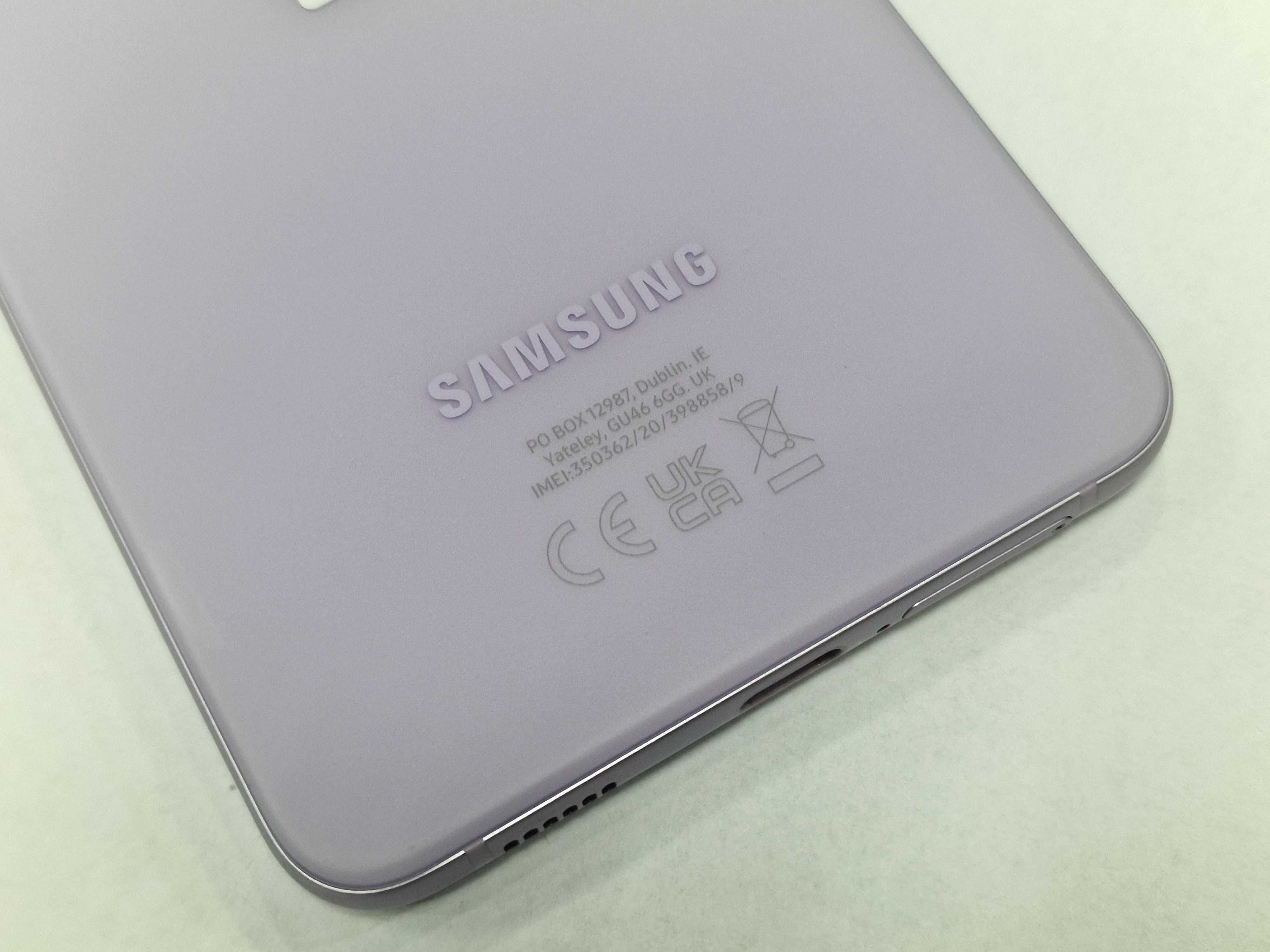 Samsung Galaxy S21 FE 5G/ 6GB/ 128GB/ Lavender/ Grade A/ + ładowarka