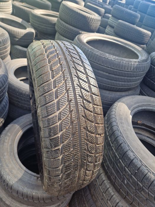 1x opona zimowa 215/65R16 Goodride SW608 7.5mm bieżnika DOT2021