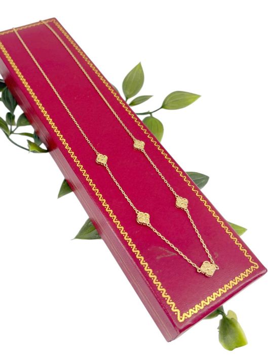 Delikatny złoty łańcuszek kwiatki 3,60G 585 DŁ. 47CM