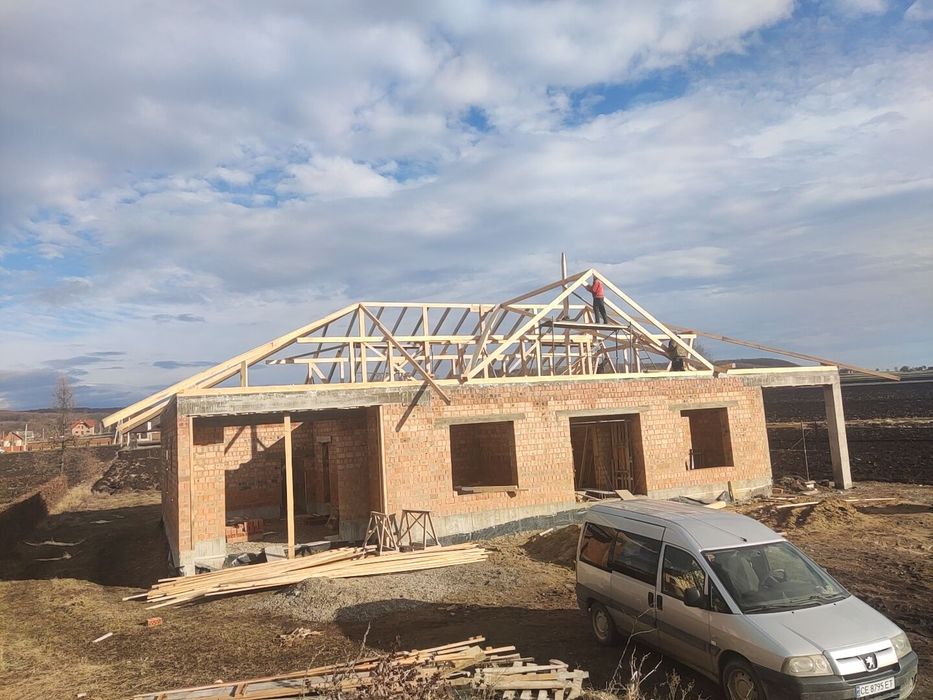 Будівельні роботи любої складності) та матеріали..