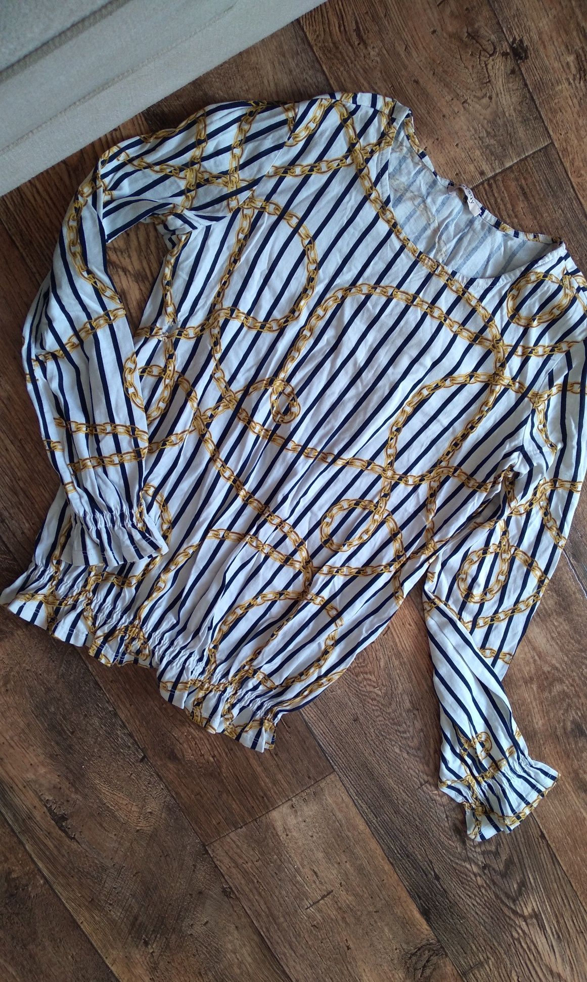 Elegancki damski zestaw spódnica I bluzka