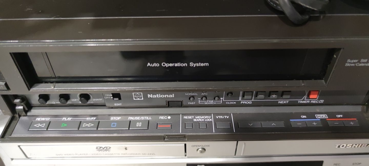 Vídeo VHS Panasonic NV G21 - Muito bom estado + Oferta 30 VHS