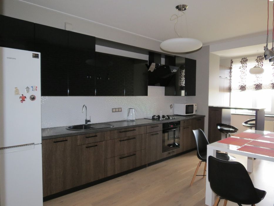 Уютная квартира возле Порт Сити , Автовокзал,Ж/Д , Smart TV