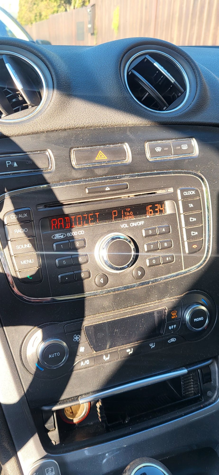 Radio Ford 6000CD jak nowe 90 tys przebiegu
