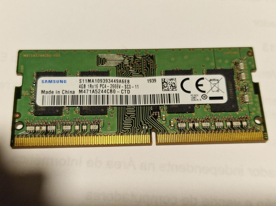Memória portatil DDR4 4GB Samsung