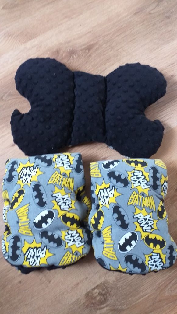 Poduszka motylek i mufki Batman