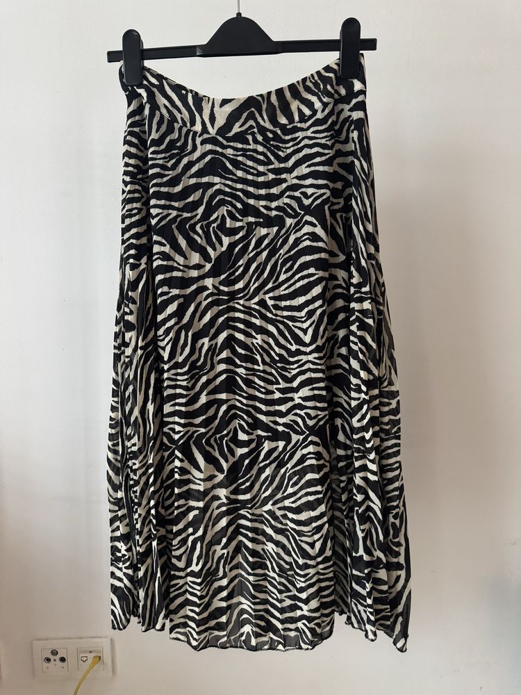 Spódnica midi plisowana plisy zwierzęcy wzór animal zebra zeberka koła