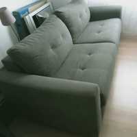 Sofa -cama semi-nova,com oferta de manta nova 2.20 por 2.40