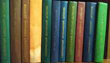 Книги художественные, сборник  детективов разных стран