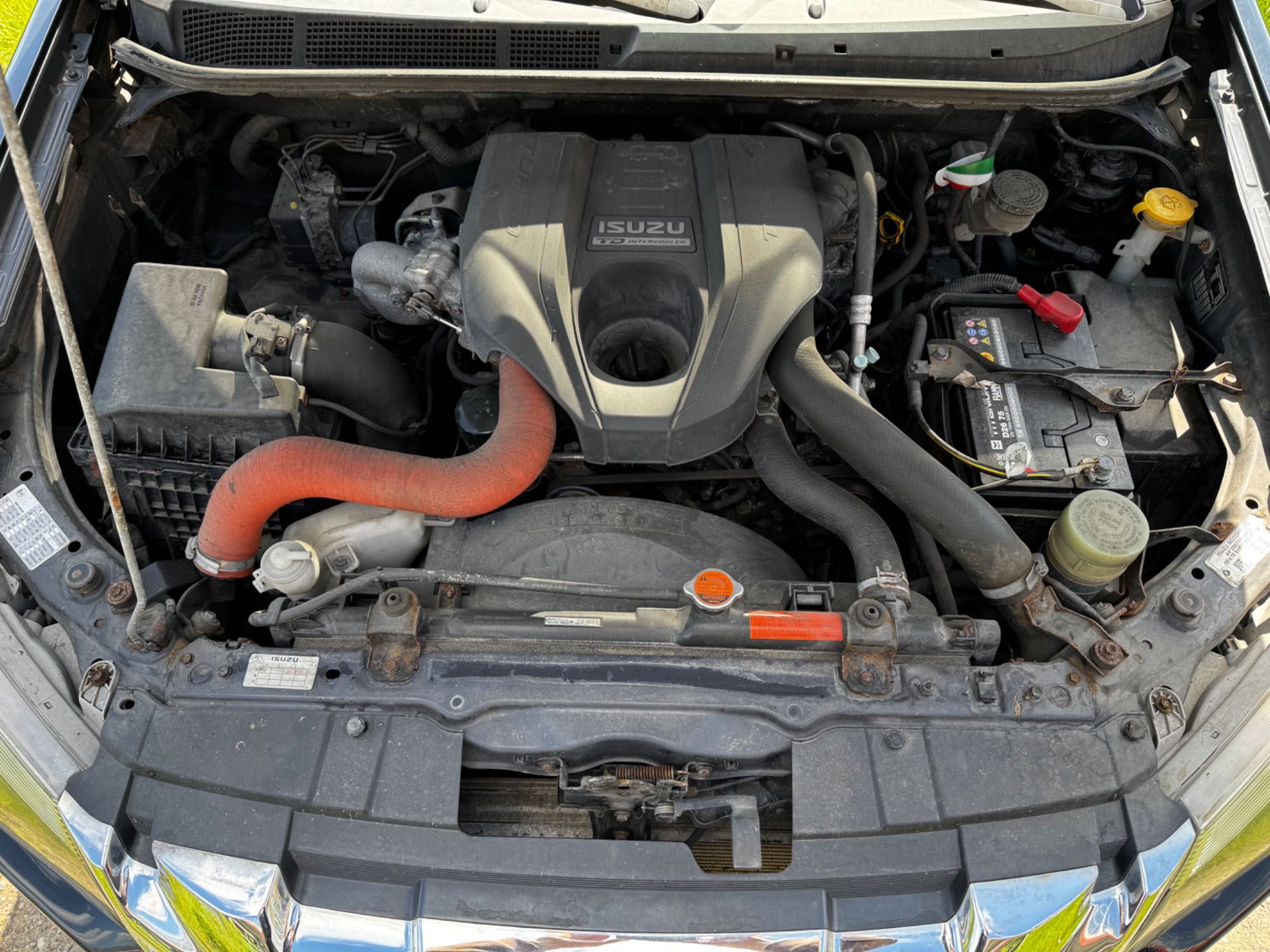 Isuzu D-Max 2.5 DC LS