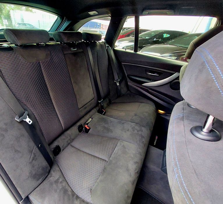 BMW 320 PACK-M Performace "LOOK 335"