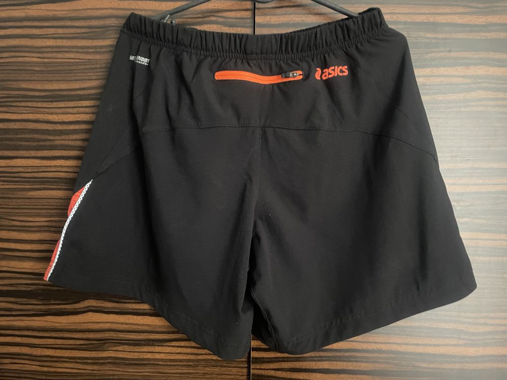 Чоловічі шорти Asics розмір S!