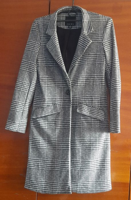 Жіноче пальто весна