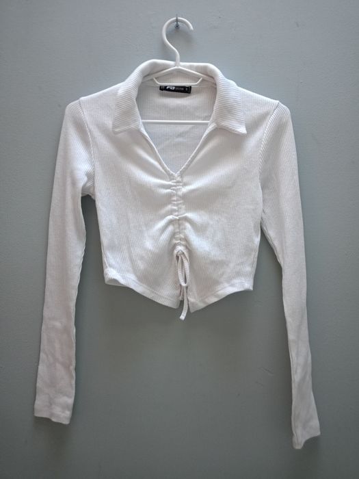 Biała bluzka z długim rękawem crop top roz S Amisu