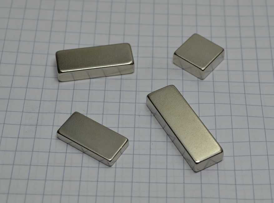 Magnes płytkowy neodymowe magnesy płytkowe  60x10x5 tir scania