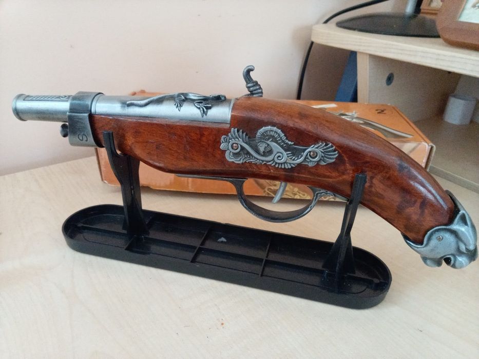 Пістоль металева пістолет