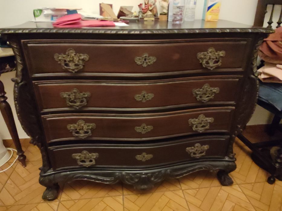 Vendo cama mobília / quarto D. João V