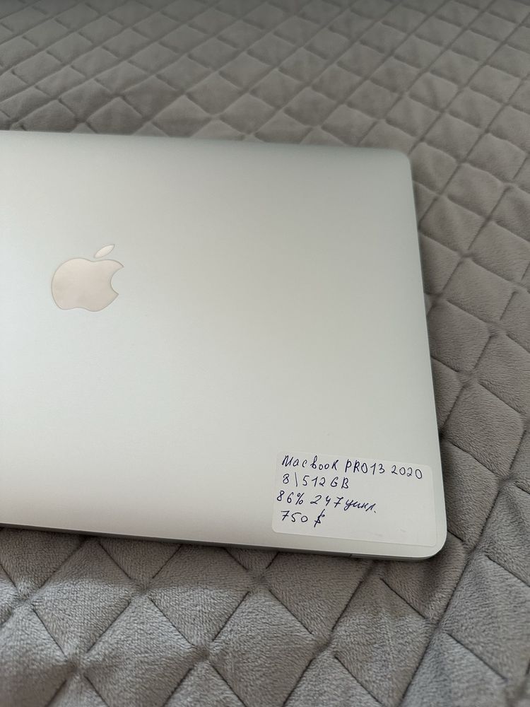 Macbook pro 13 2020 m1 8/512 silver 700$