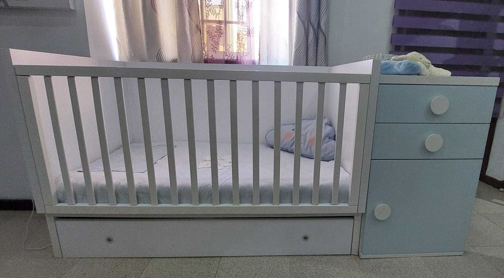 Berço convertível em cama de solteiro