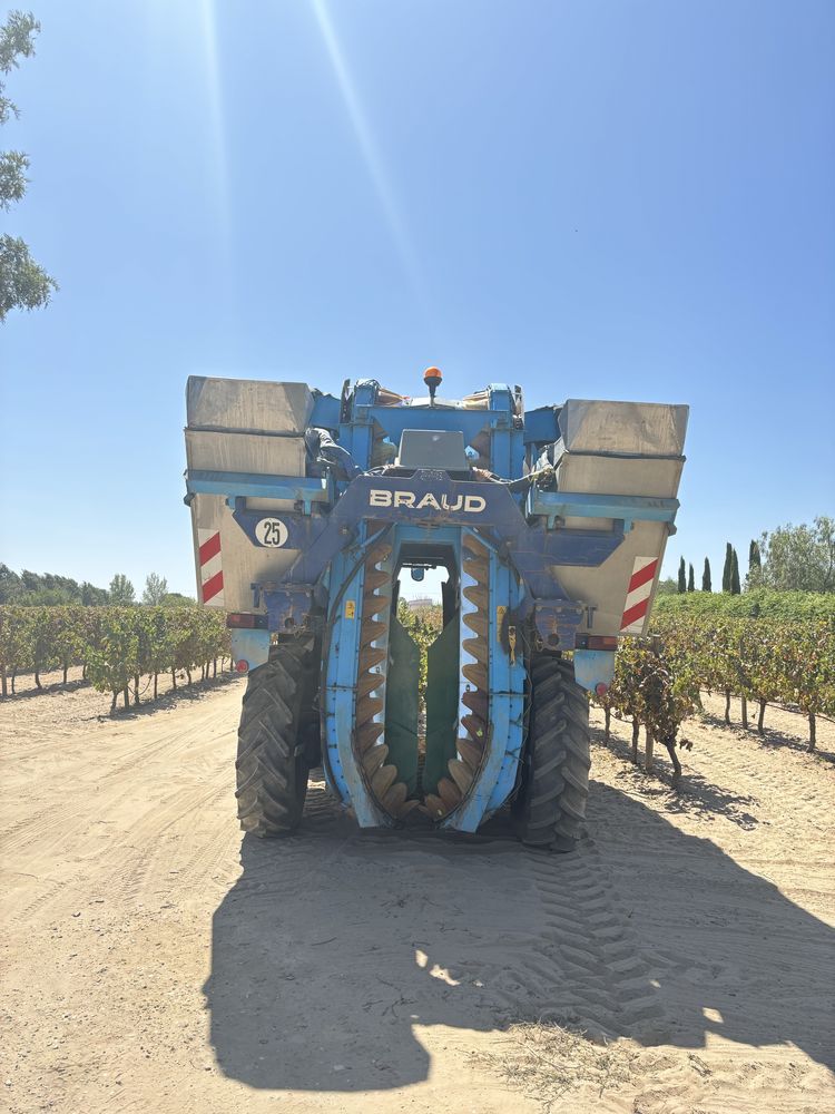 Máquina de Vindimar Braud SB56