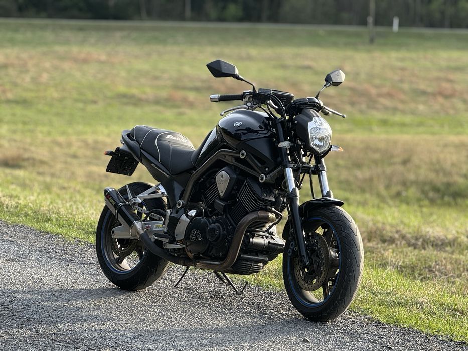Yamaha Bulldog 1100 Akrapovic naked turystyk Dragstar