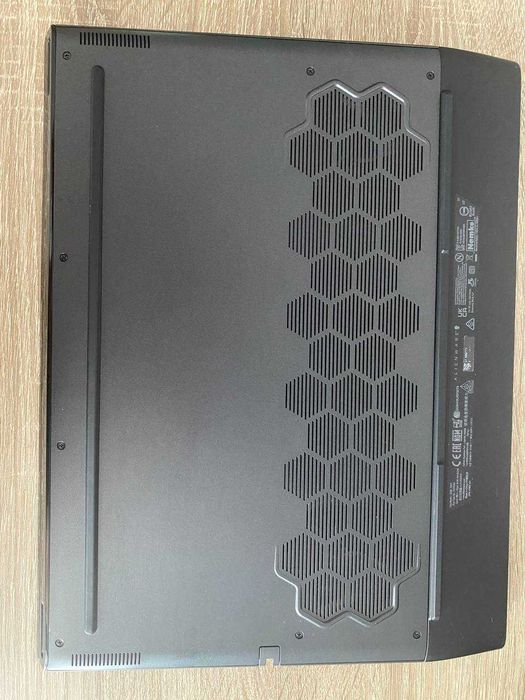 Dell Alienware m15 R3 /i7-10750H/16GB/RTX2070 SUPER 8 GB