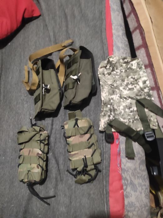 Продам підсумки і сумка скиду