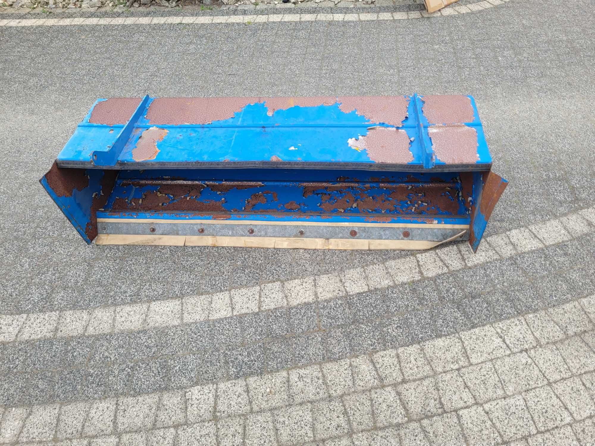 Pojemnik do zamiatarki do traktorka i nietylko