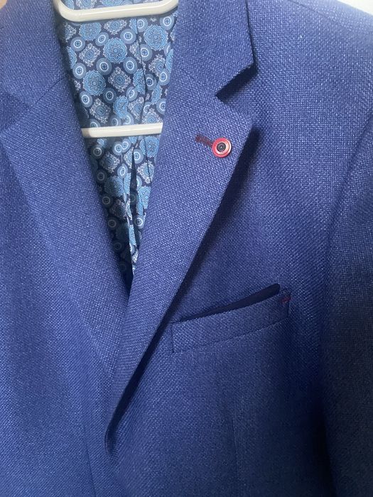 Продам чоловічий піджак в ідеальному стані