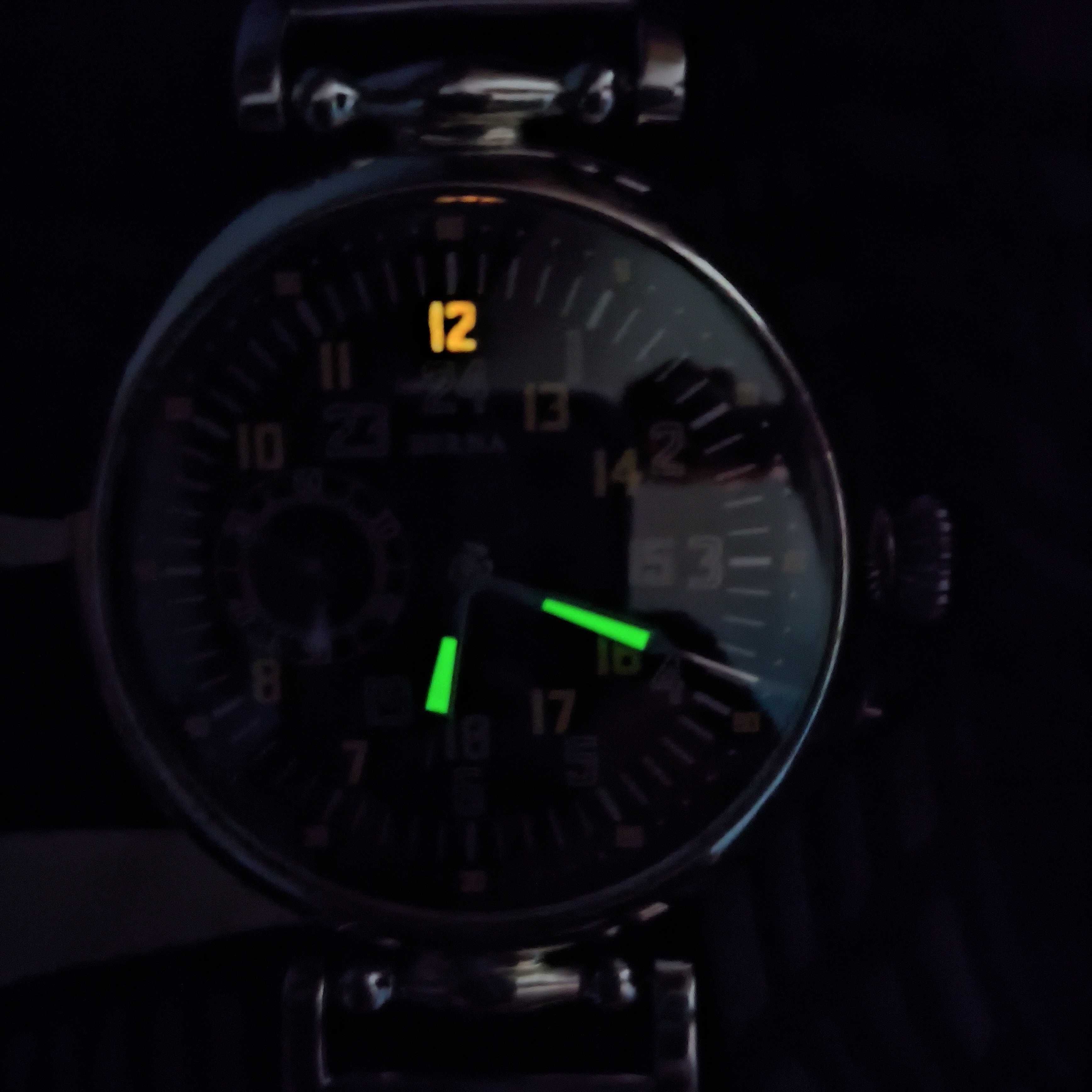 Продаж старовинних наручних годинників Berna