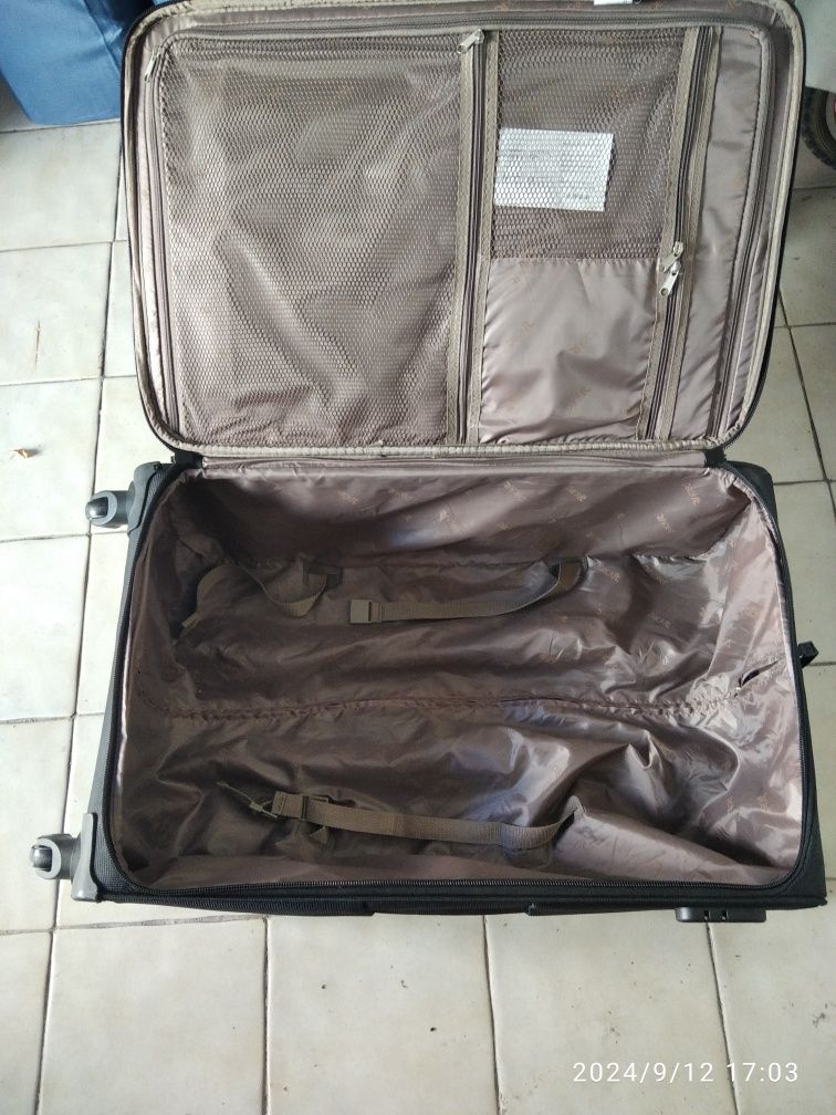 Mala de viagem nova