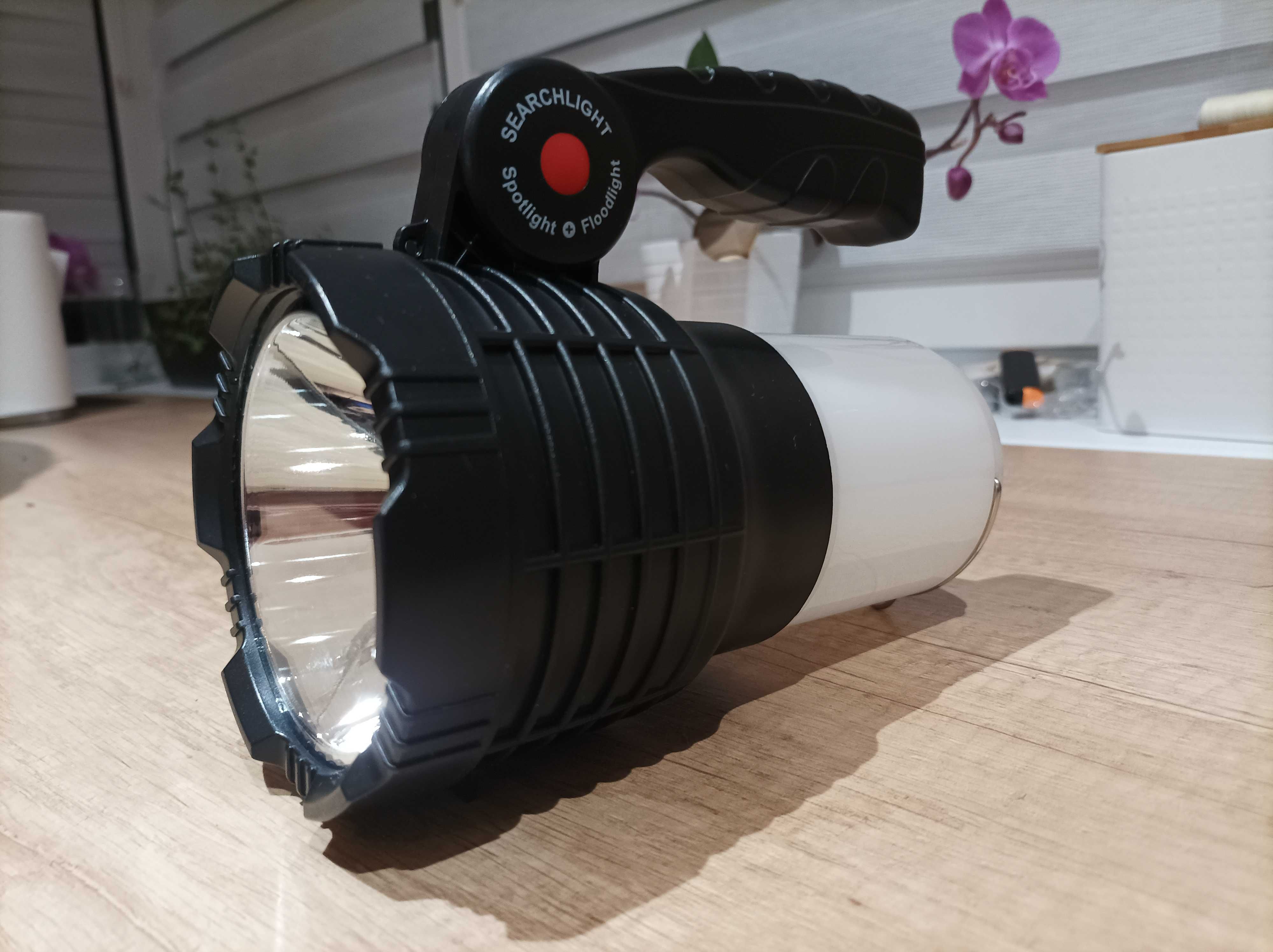 Latarka / Lampa 2 w 1