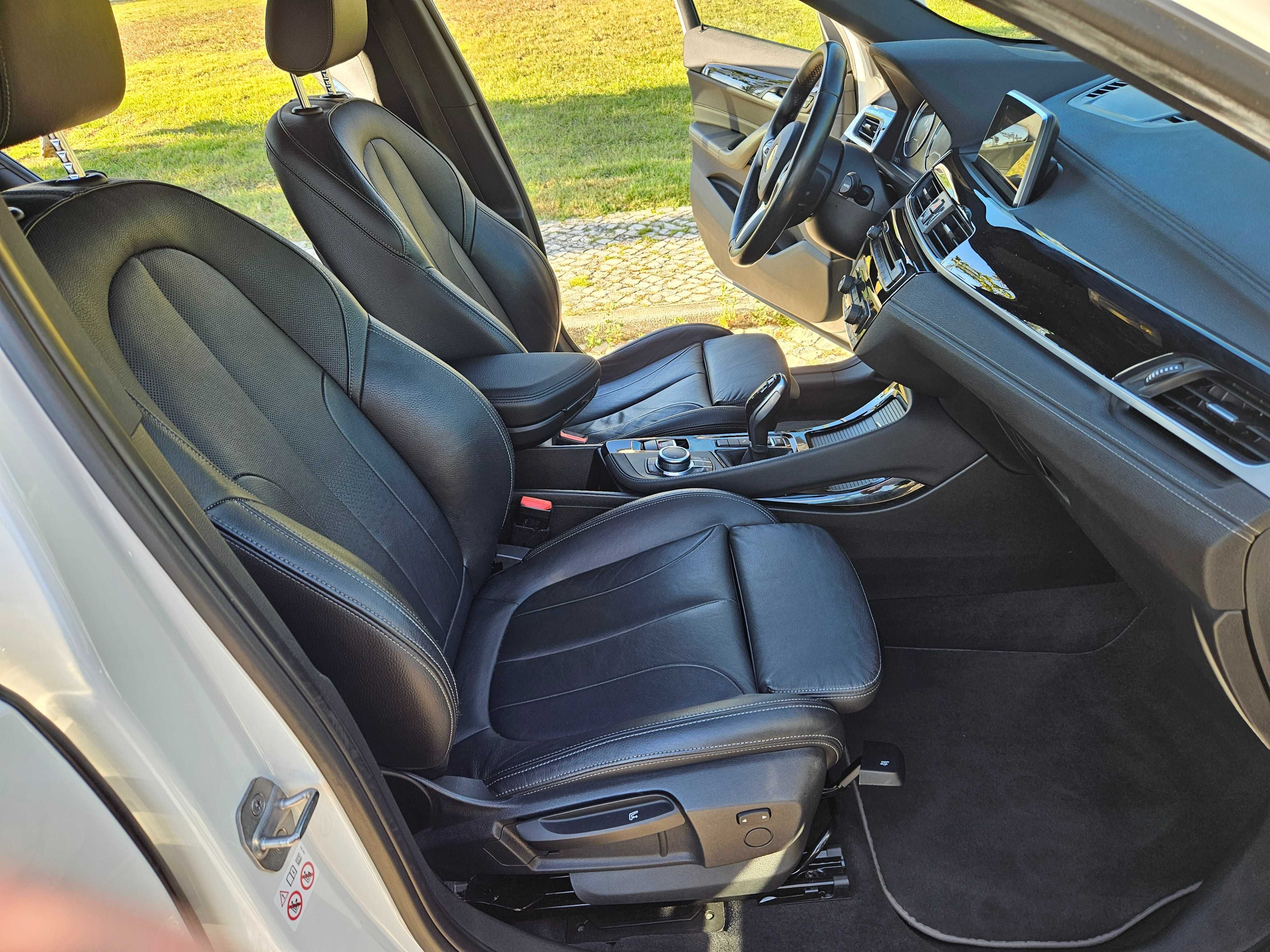 BMW X2 sDrive20i Pack M Sport • 192cv • Teto Panorâmico • Navi • LED