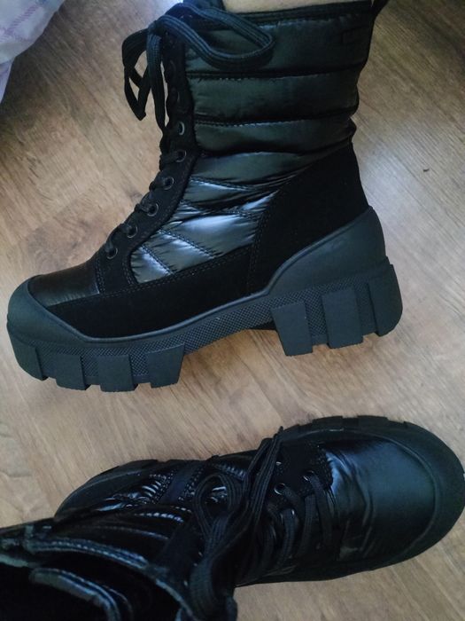 Śniegowce damskie firmy Caprice