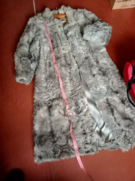 Продам шубу из меха козы