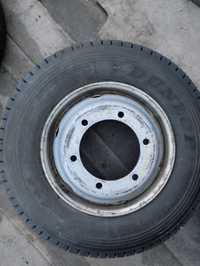 Продам шини 215/75R17,5