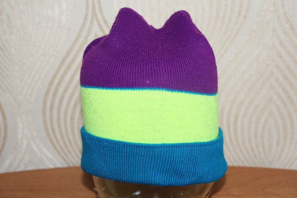 Шапочки деми мальчику разные 7 штук