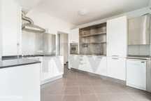Apartamento T3 Duplex em Montes Claros, Coimbra